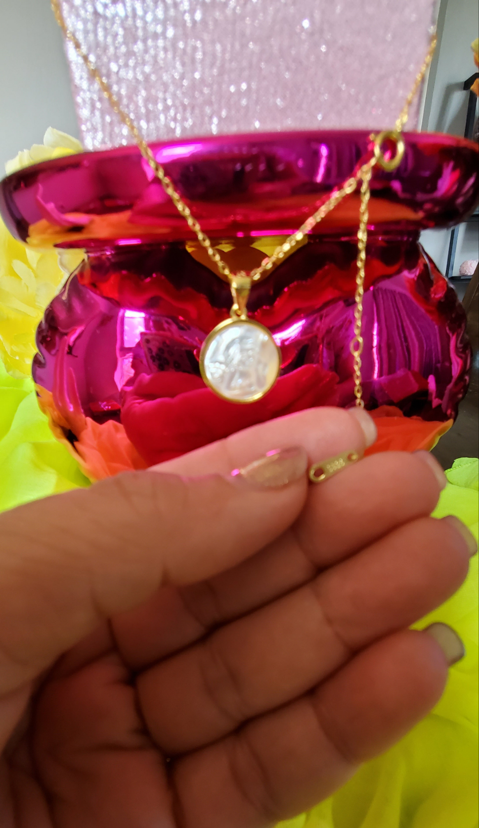 Cadena para mujer o niña