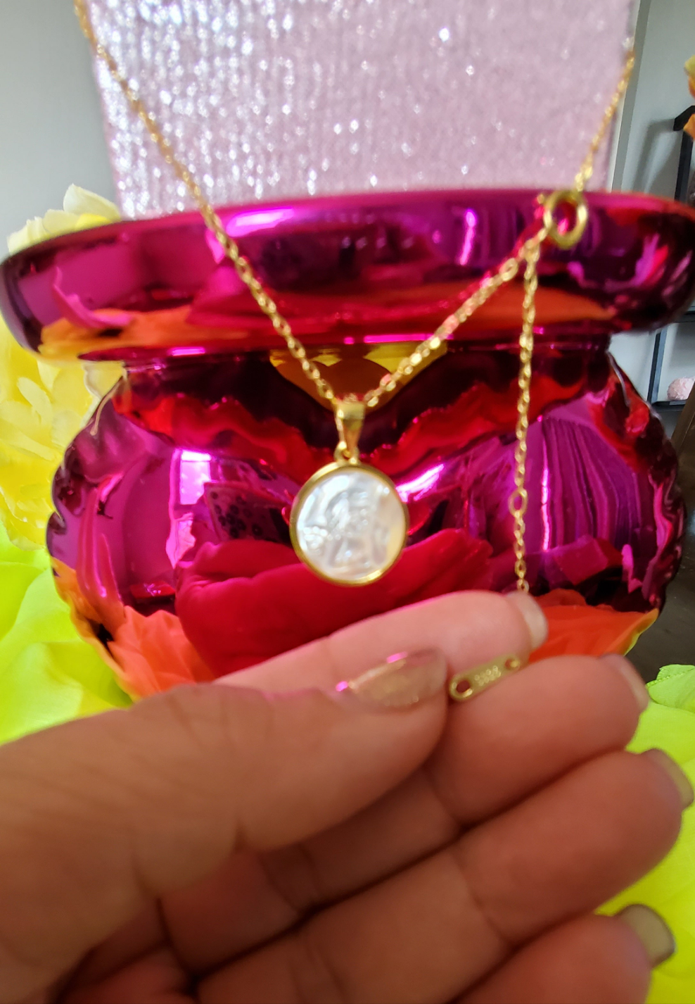 Cadena para mujer o niña